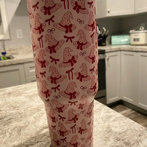 Pink and Red Wizard Hats Print Tumbler NWT - Picture 2 of 4